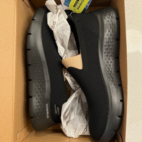 New In Box (NWT) : Skechers Go Walk Flex : Mens 7 - Picture 2 of 9